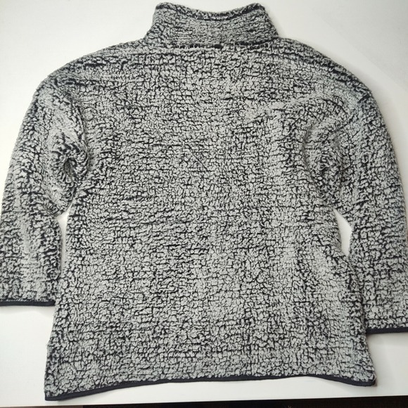 Xersion‎ Women XL Black Gray Faux Fur Soft Touch Pullover NEW - Picture 3 of 12